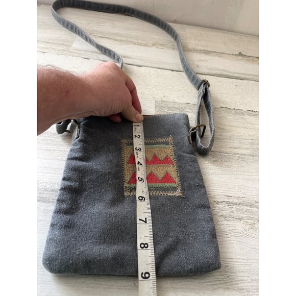 Vintage Addiction woman’s grey cloth crossbody purse - Picture 7 of 8